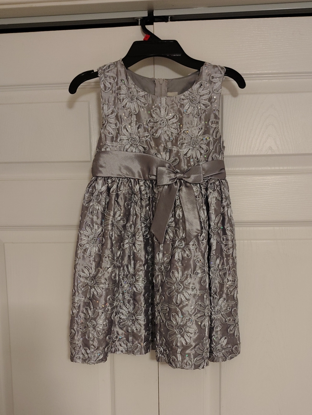 Girls Silver Floral A-Line Party Dress with Satin Bow Waist